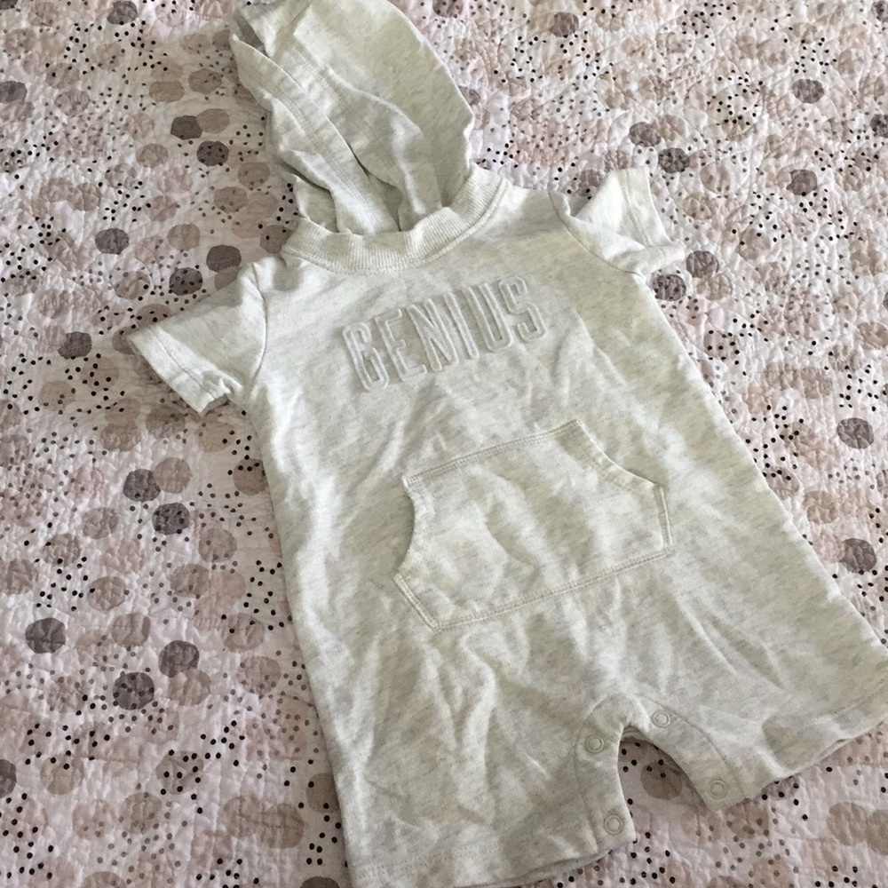 NWOT Carter's Genius Hooded Onesie 9M